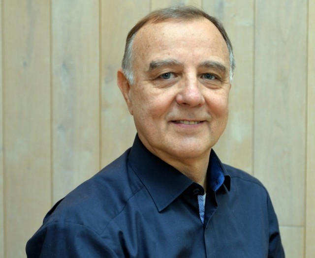 Cseke Péter: „Ma is van létjogosultsága a verseknek”